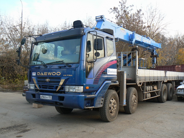 Кран-борт DAEWOO ULTRA 15 тн. УралСпецСтрой