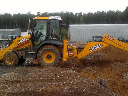 Экскаватор-погрузчик JCB 3CX УралСпецСтрой