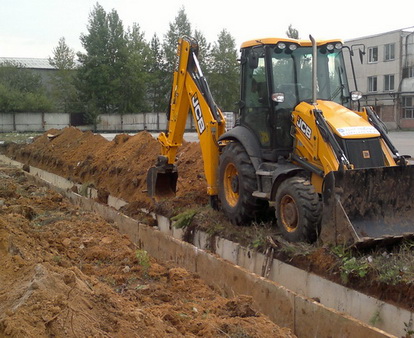 Экскаватор-погрузчик JCB 3CX УралСпецСтрой