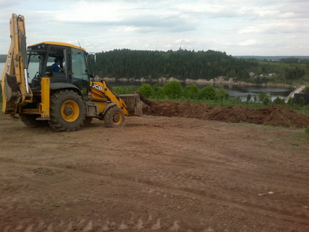 Экскаватор-погрузчик JCB 3CX УралСпецСтрой